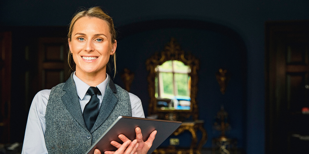 clock-boosting-front-desk-efficiency-clock-for-reservation-staff